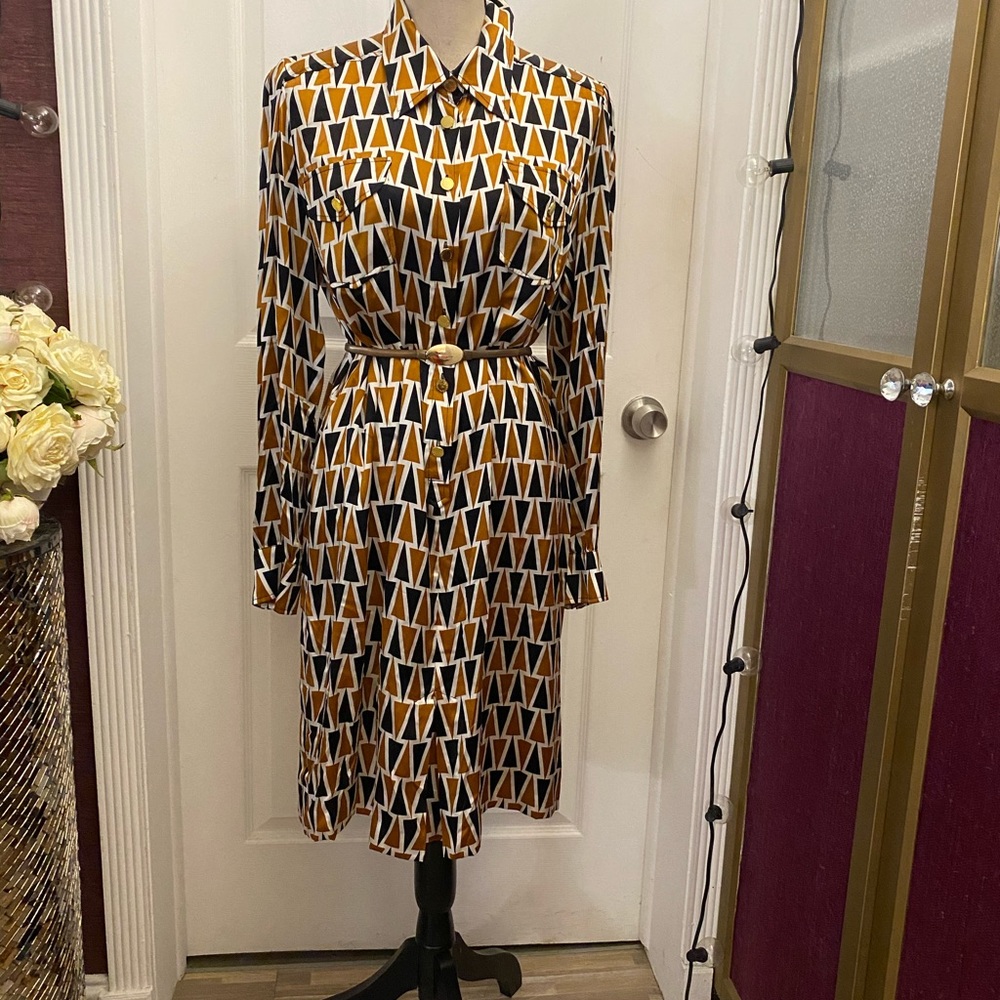 Luisa Spagnoli 100% silk half buttoned geometric dress, L